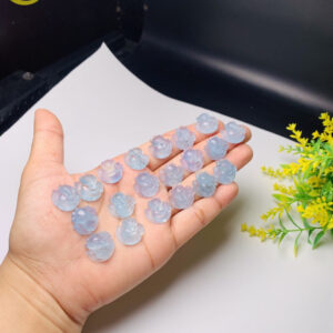 Hồ Ly Ôm Hoa Đá Aquamarine