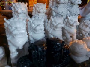 Vườn tượng kỳ lân đá